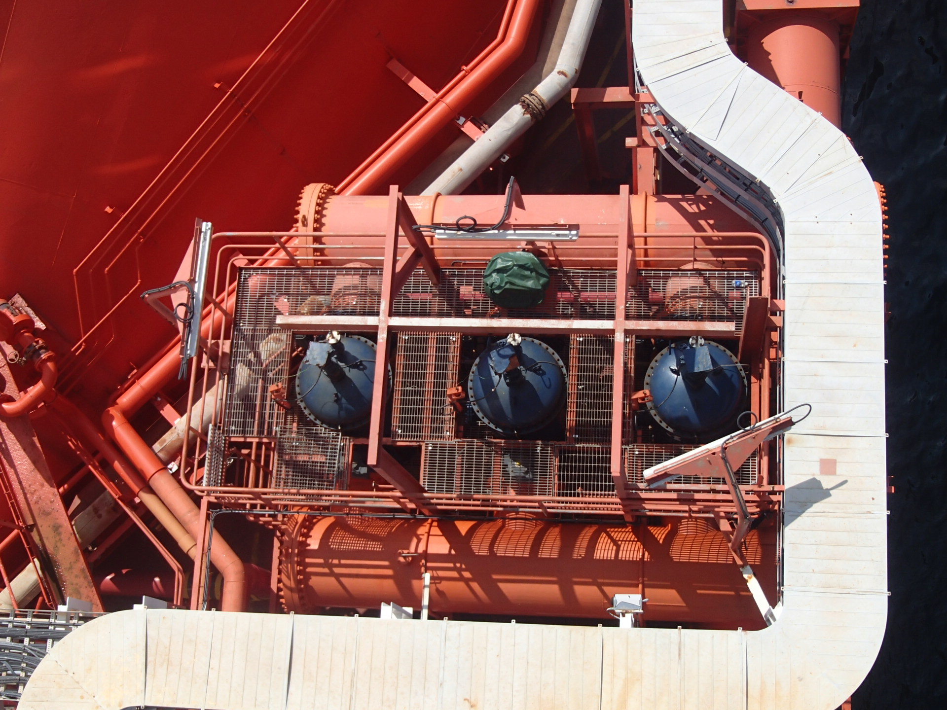 Nusantara FSRU equipped with BOLLFILTER
